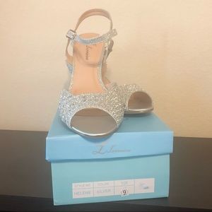 Lorraine Dress Shoe only worn once.